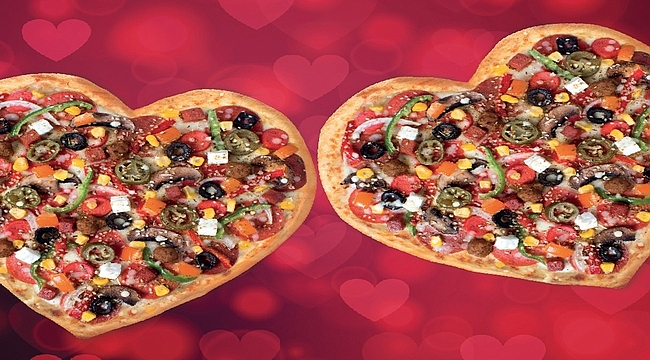 Sevgililer Günü'nde kalbe giden yol Domino's Pizza'dan geçer Yerel