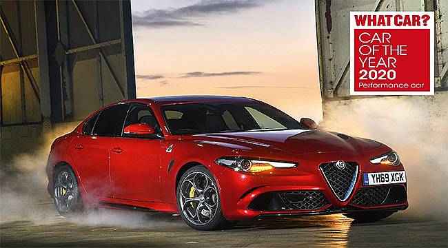 Alfa Romeo Giulia Quadrifoglio Ödülde Hat-Trick Yaptı!