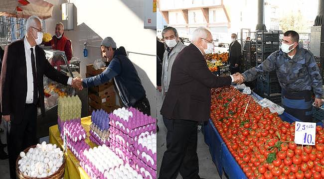 Başkan Selvitopu pazarcı esnafını unutmadı 