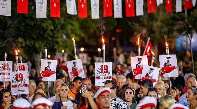 Bayraklı'da 19 Mayıs coşkusu yaşandı!