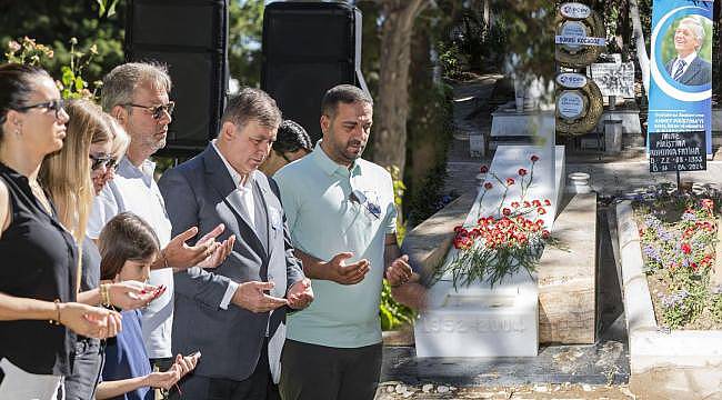 Efsane Başkan Ahmet Piriştina kabri başında anıldı