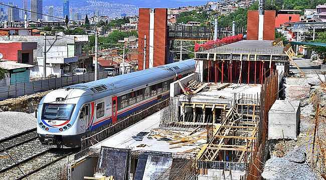 İZBAN'a 4 Yeni Durak Daha Ekleniyor: Gürçeşme ve Katip Çelebi Hızla İlerliyor, Asarlık ve Koyundere'de Çalışmalar Devam Ediyor! 