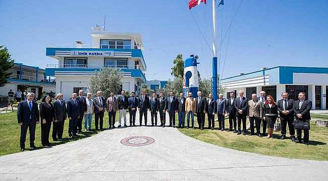 İzmir Büyükşehir Belediye Şirketleri Yeni Dönemde Halk Odaklı Yatırımlara Öncelik Verecek 