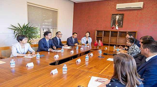 İzmir - Çin İş Birliği Güçleniyor: Ticari İlişkiler ve Yatırım Olanakları Ön Planda 