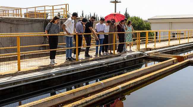 İzmir'de Suyun Yolculuğu: Öğrenciler Arıtma Tesisi'ni Ziyaret Etti! 