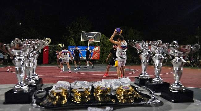 İzmir'de 3x3 Streetball Heyecanı Başladı!