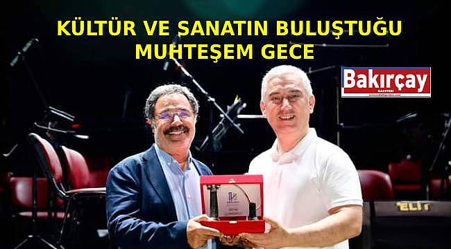 BERKSAV'ın 35. Yılında Bergama'nın Kurtuluş Coşkusu: Kültür ve Sanatın Buluştuğu Muhteşem Gece 