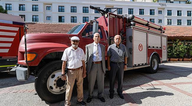 İzmir İtfaiyesi, Emekli Ateş Savaşçılarını "Bir Ömür İtfaiye" Söyleşisinde Ağırladı