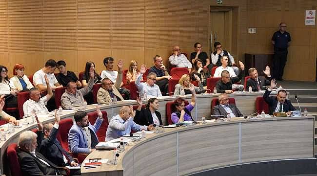 Gaziemir'in 5 yıllık yol haritası meclisten vize aldı