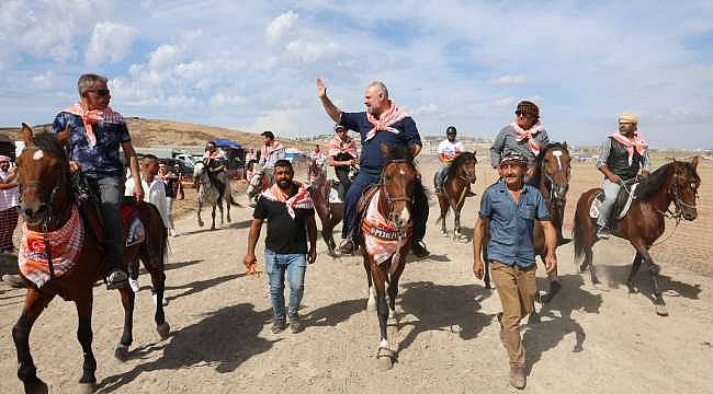 Rahvan At Yarışı Büyük Heyecana Sahne oldu 