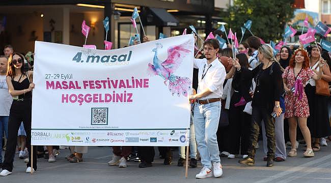 Torbalı Karakuyu Köyü'nde Masal Gibi Bir Hafta Sonu: Masal Fabrikada Festivali'ne Yoğun İlgi