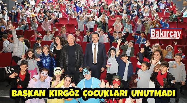 Dikili Belediyesi, Çocuk Hakları Günü'nde bir dizi etkinlik düzenledi