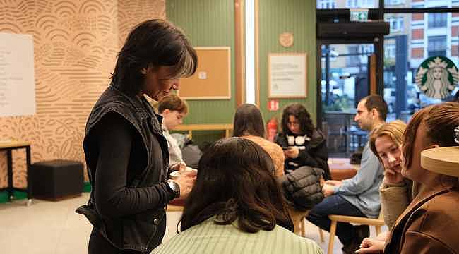 "Starbucks Ortak Alan" Kapılarını Gençlere Açtı