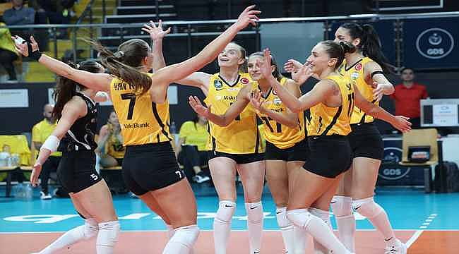 VakıfBank, CEV Şampiyonlar Ligi'nde yeni sezona galibiyetle başladı 