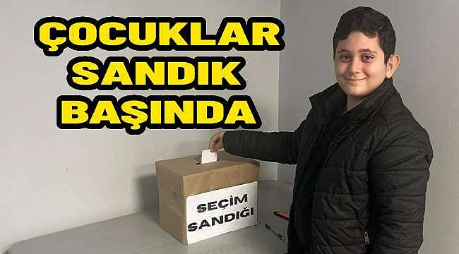 İzmir Çocuk Meclisi'nde Seçim Heyecanı Yaşandı